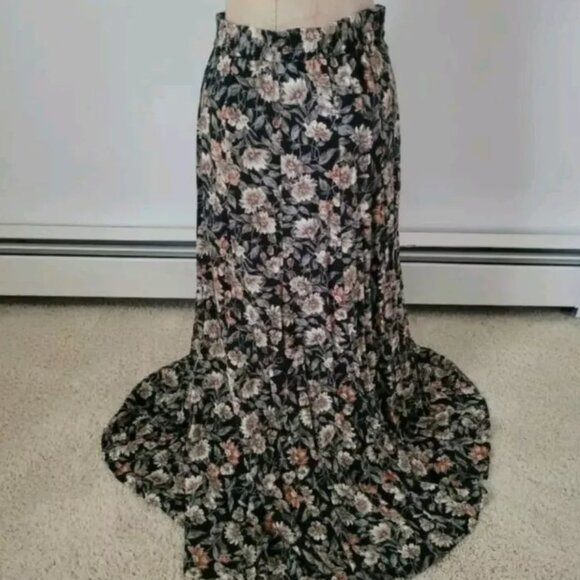 Express Dresses & Skirts - Vintage Compognie Internationale Express Floral Fairy Cottagecore Maxi Skirt M